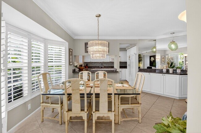 Building Photo - 75 Venetian Dr