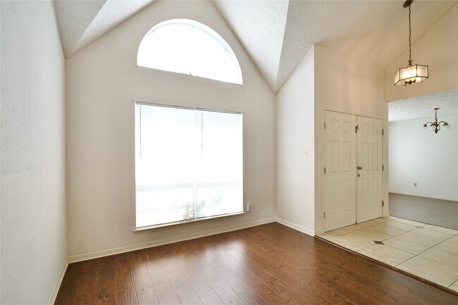 Building Photo - 3222 Settlers Way Blvd