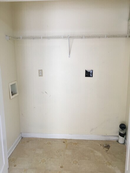 Building Photo - 5022 Lea Ann Way