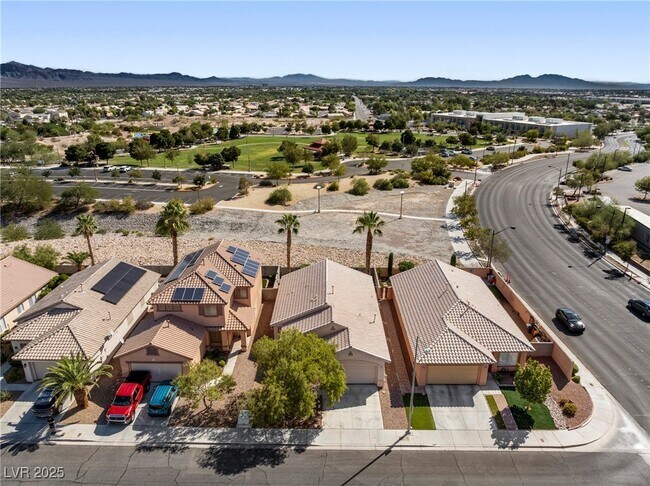 Building Photo - 6804 Rosinwood St