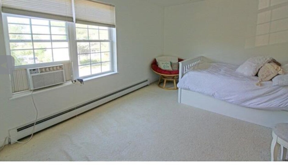 Building Photo - 207 Farmall Dr