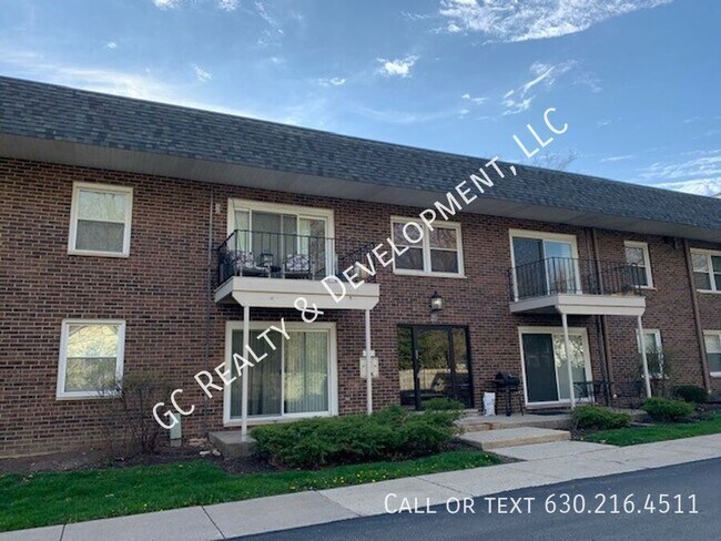 Primary Photo - 20 Simpson St