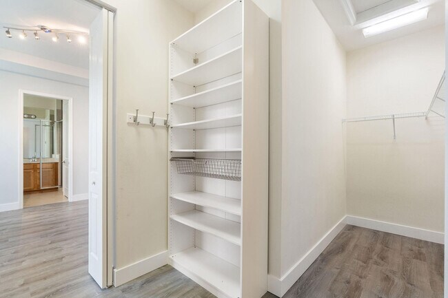 Building Photo - 3330 NW 124th Way