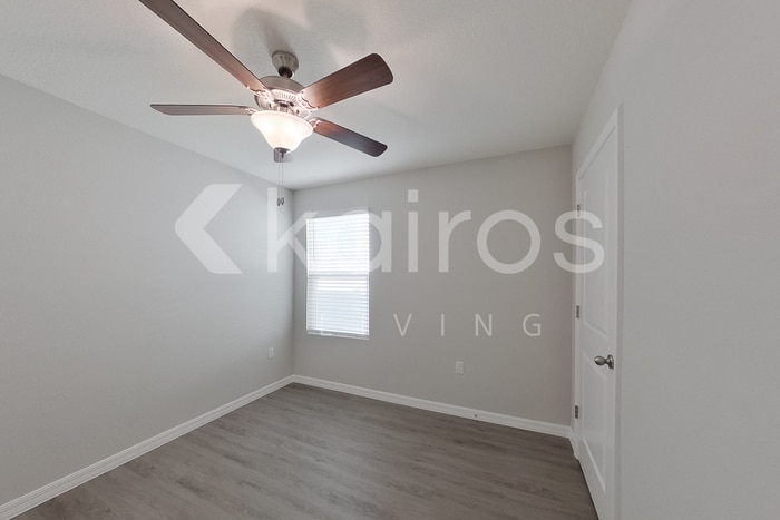 Building Photo - 8620 SW 43rd Ter