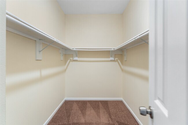 Building Photo - 16922 Glenheath St