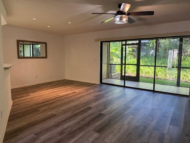 Building Photo - 1913 Whispering Way