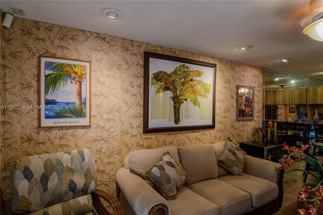 Building Photo - 8044 NW 41 Ct