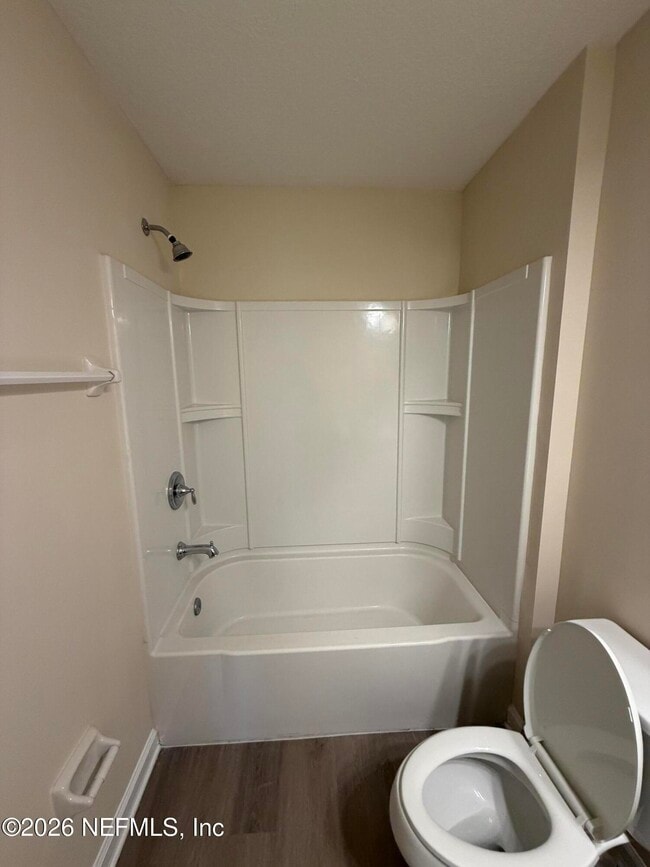 Building Photo - 156 Nelson Ln