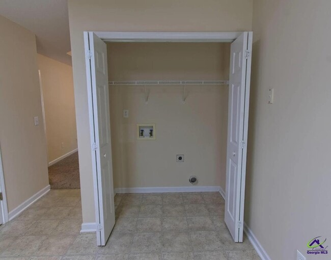 Building Photo - 13 Pine Shadow Ct