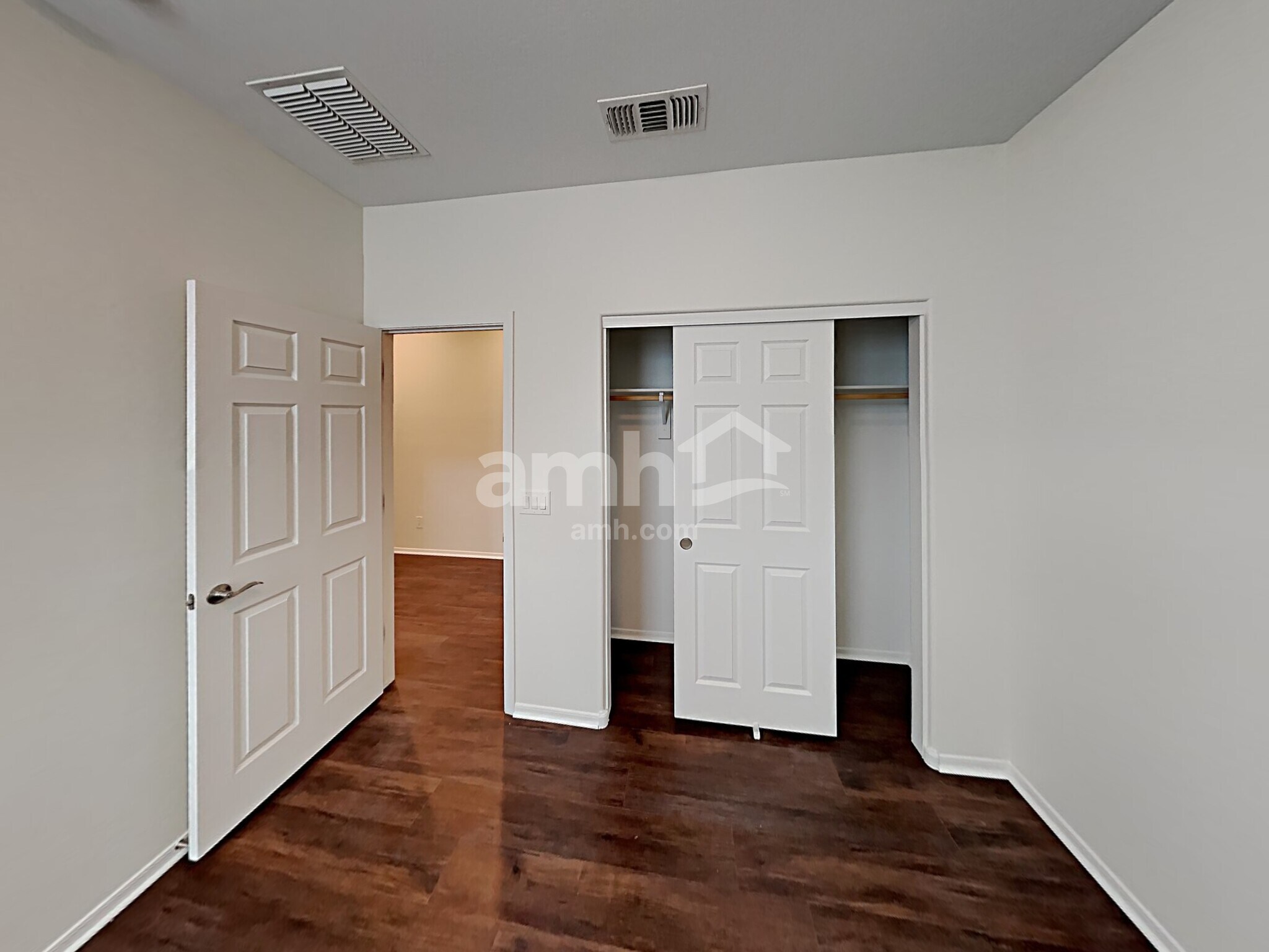 Building Photo - 1688 E Primavera Way