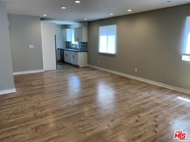 Building Photo - 5526 Barton Ave