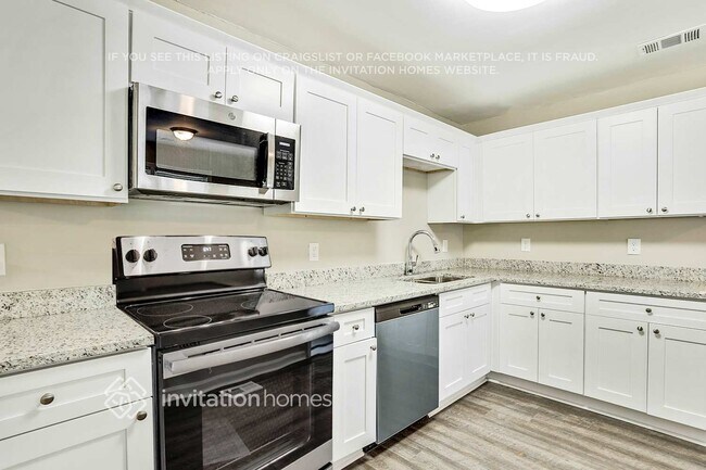 Building Photo - 329 Mount Zion Rd