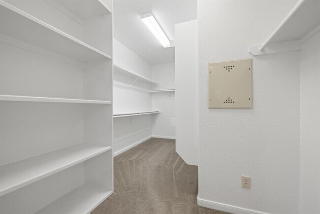 Building Photo - 20936 Prestwick Dr