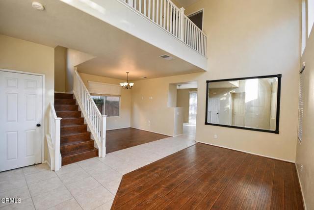 Building Photo - 4576 La Tuna Ct
