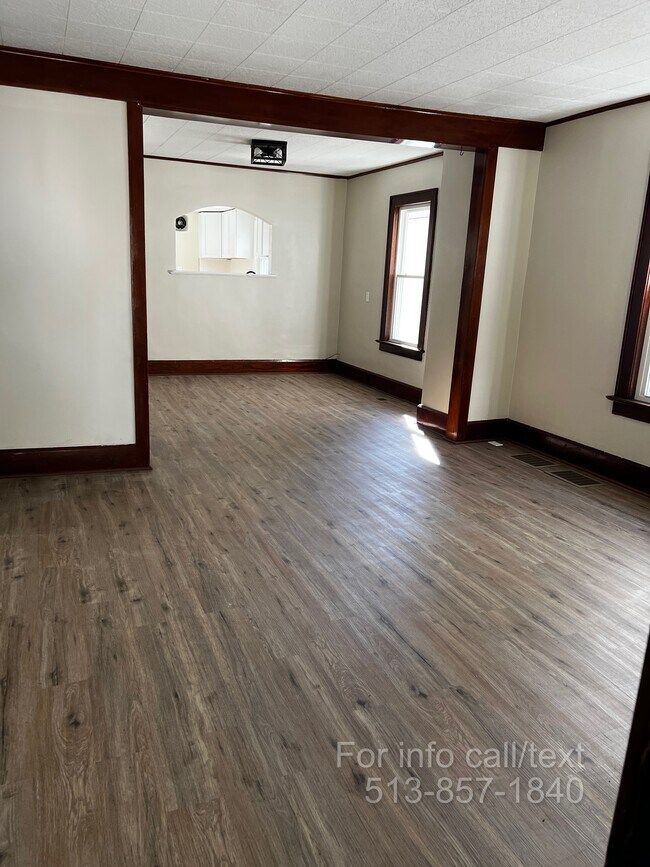 Building Photo - 14 Highland St