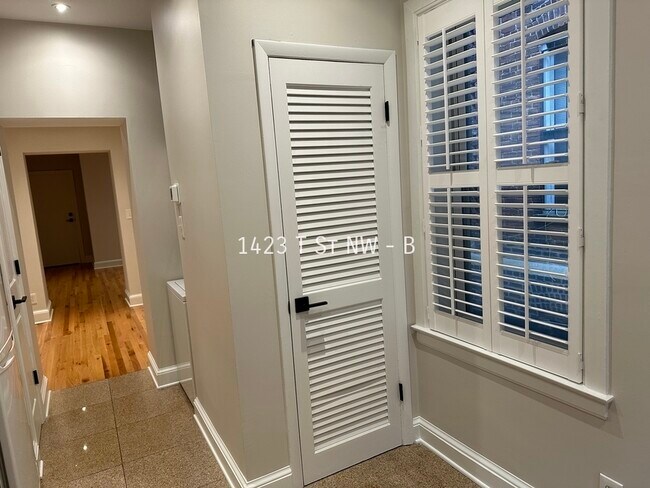 Building Photo - 1423 T St NW