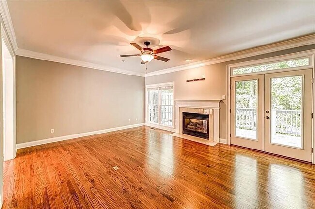 Building Photo - 12105 Stonebrook Cv