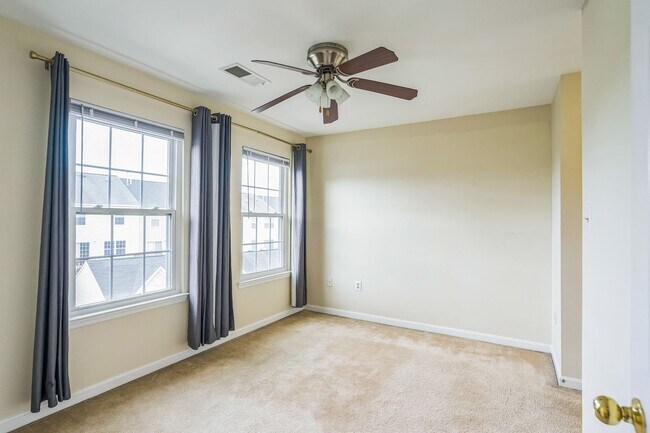 Building Photo - 46051 Marble Terrace