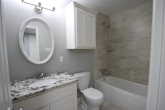 Building Photo - 961 Mossvine Dr