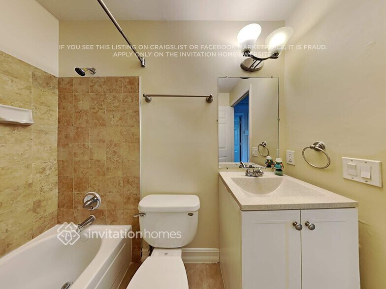 Building Photo - 5048 Cornell Walk
