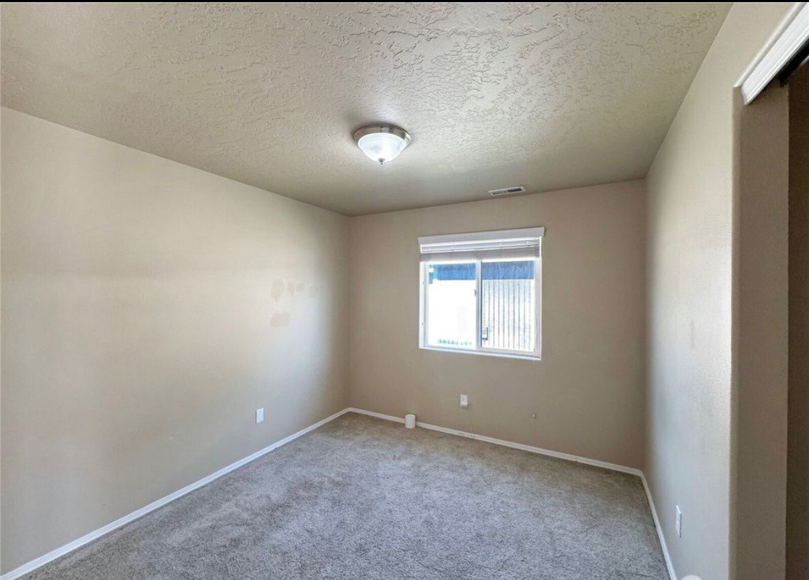 2nd Bedroom - 314 SW Homestead Ave