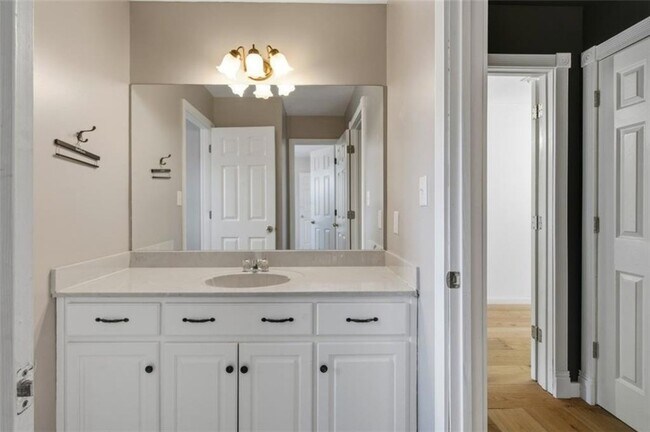 Building Photo - 3644 Springwell Ct