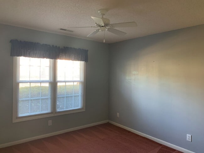 Building Photo - Three Bedroom, 2 Bath Home in Longs. Available Soon! Carolina Room, Enclosed Patio, Two Car Garag...