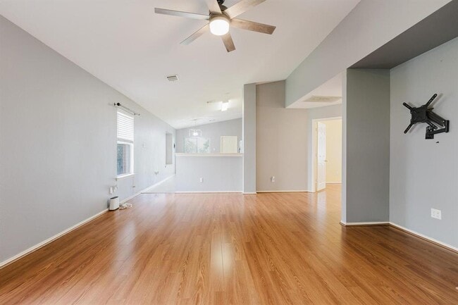Building Photo - 1409 Molson Lake Dr