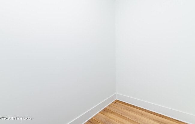 Building Photo - 6100 Passionflower Dr