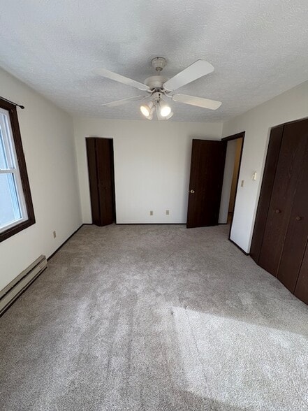 Building Photo - 232 Lindale Ave