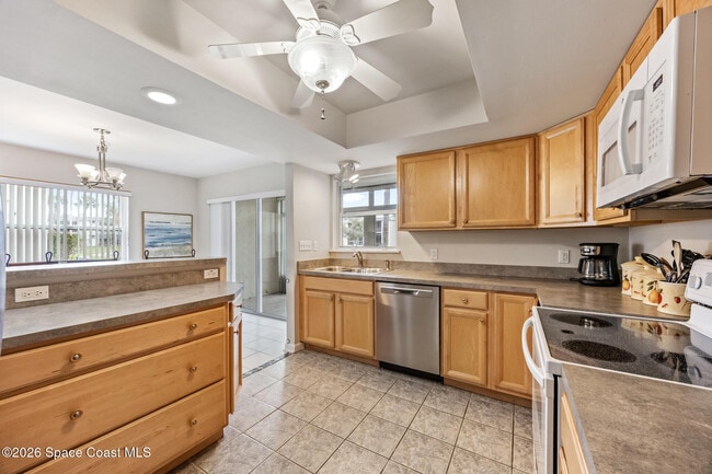 Building Photo - 416 Dove Ln