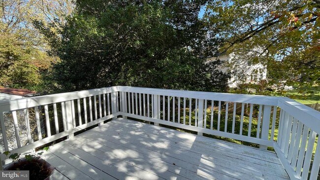 Building Photo - 10130 Blake Ln