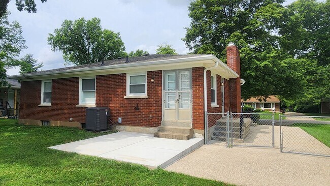 Building Photo - 2101-RMC