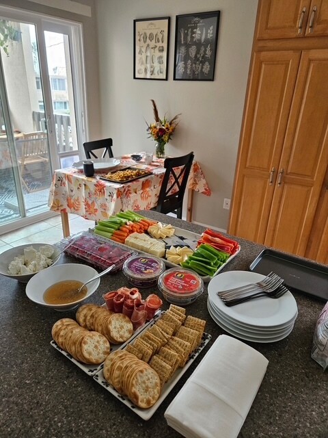 Building Photo - 3844 Groton St