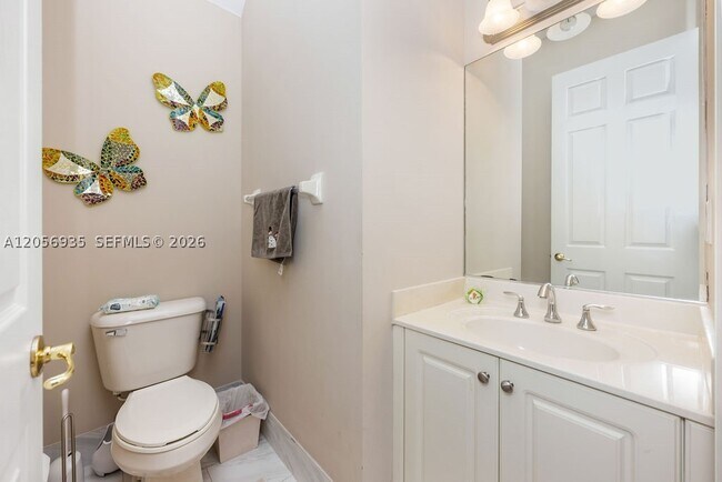 Building Photo - 7841 Jewelwood Dr
