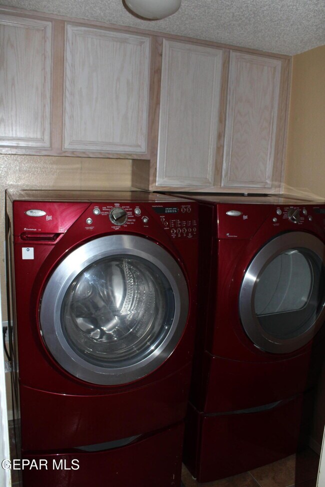 Building Photo - 11204 Endeavor Pl