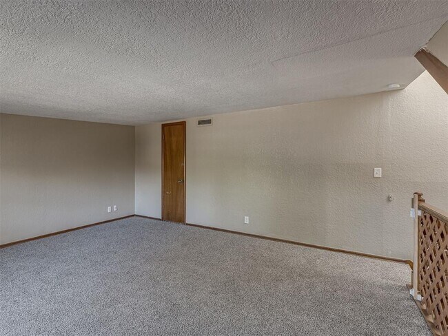 Building Photo - 2131 Jazzman Dr