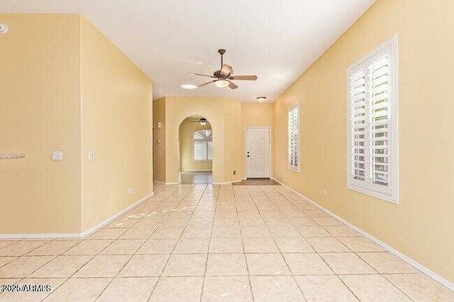 Building Photo - 4614 E Prickly Pear Trail