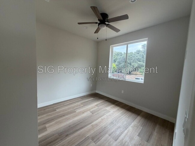 Building Photo - 7420 Valaho Ln