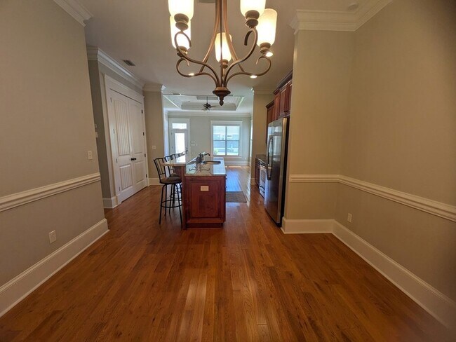 Building Photo - 124 Pepperdine Ct