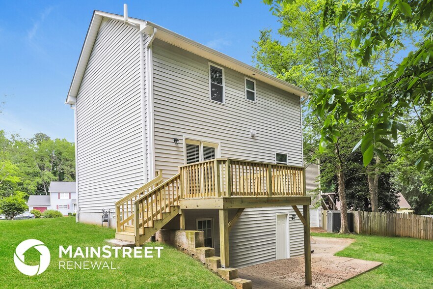 Building Photo - 408 Kettle Ct
