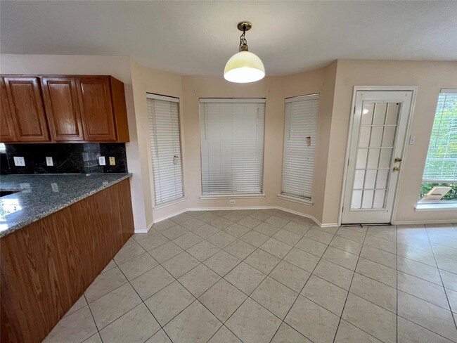 Building Photo - 2211 Ruffian Ln