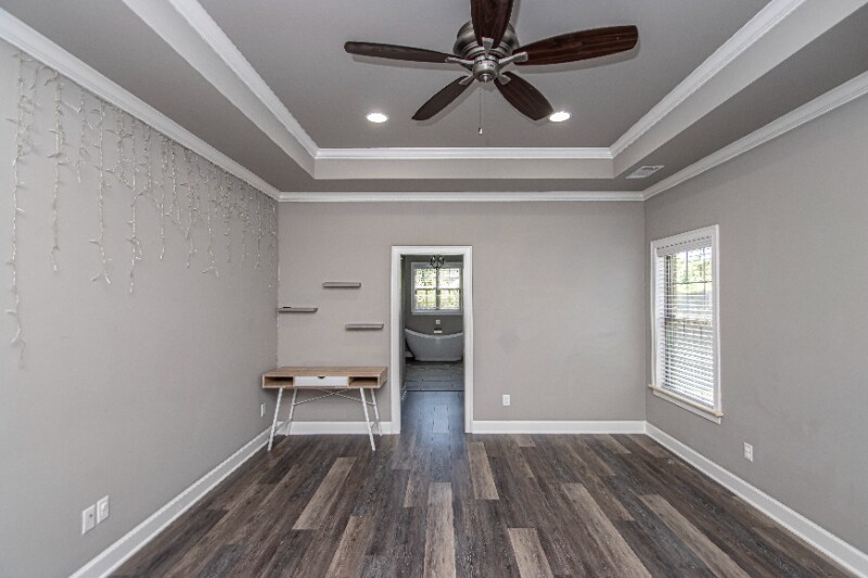 Building Photo - 7902 S Shoreline Blvd