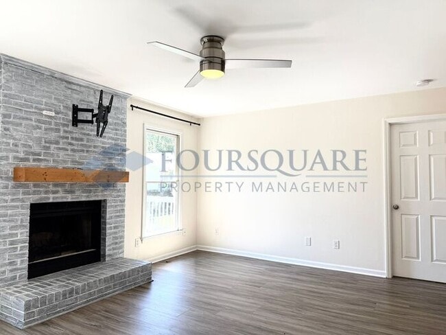 Building Photo - Charming Ranch Home with Large Deck, & Fenced Yard in Raleigh, NC