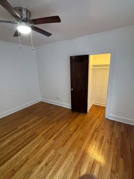 Building Photo - 7935 S Ellis Ave