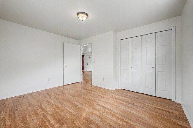 Building Photo - 2519 Danbury Dr