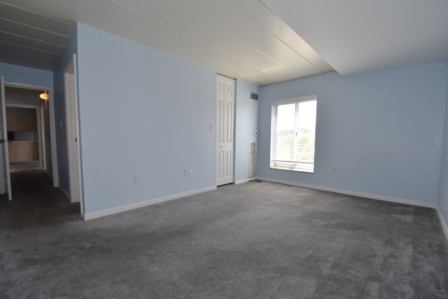 Building Photo - 5 Bayard Rd