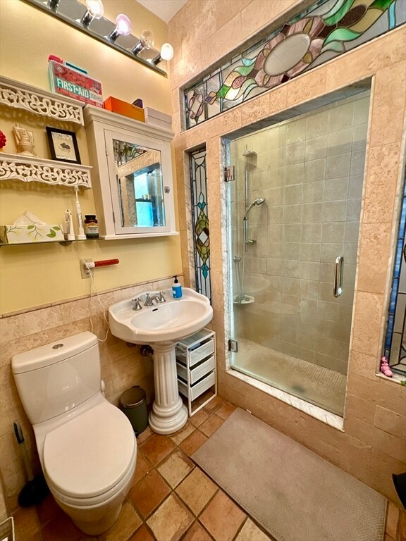 Building Photo - 2 Marbury Terrace
