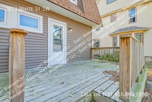 Building Photo - 3813 White St SW