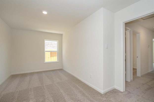 Building Photo - 7922 Vacek Meadows Loop